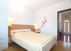 Apartment 1969 5