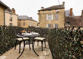 LE PETIT MANOIR 2