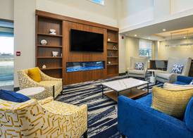 Comfort Inn & Suites 2
