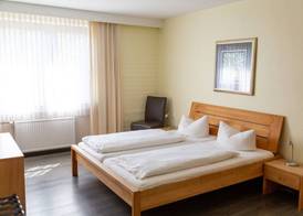 Hotel am Schloss Broich 4