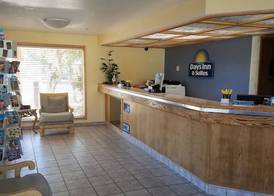 Days Inn & Suites by Wyndham Kanab 2