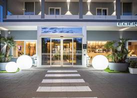 Hotel Kuma 2