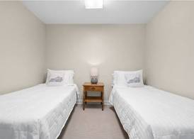 Oak Hill House 4