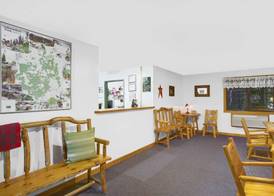Super 8 by Wyndham Lake George/Warrensburg Area 2