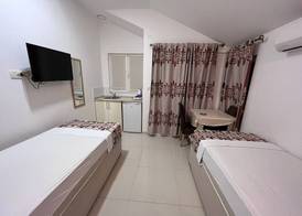 Pearl Apartments 2