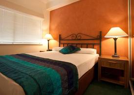 Mid City Luxury Suites 3