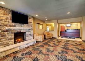 Stanton Inn and Suites 2