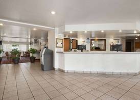 Super 8 by Wyndham Austin North/University Area 2