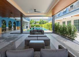 Cozy Blu Suvarnabhumi 4
