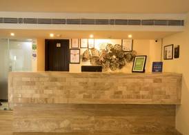 The Iris Hotel 3