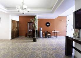 Hotel Gandhi 2