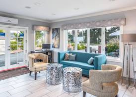 The Inn at 1252 Monterey 2