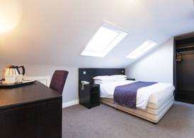 The Abbey Lodge Hotel 4