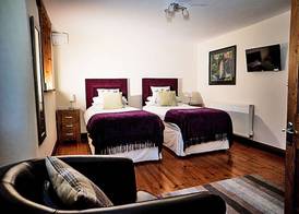 Waunwthan: B&B Suites 3