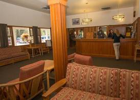 Swiftcurrent Motor Inn and Cabins - Inside the Park 2