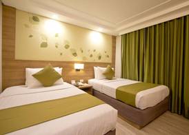 Crown Regency Hotel Makati 4