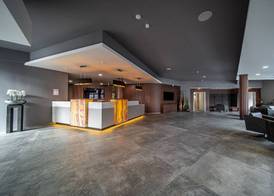 EE Hotel 2