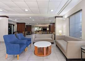 Wyndham Garden Monterrey Aeropuerto 5