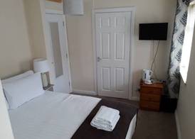 Bishop Gate B&B 4