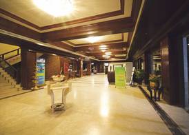 Paradise Isle Beach Resort 2
