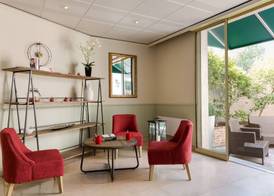 Hotel Le Cardinal Rueil Centre 2