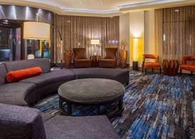 DoubleTree Suites by Hilton Minneapolis 5