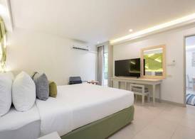 The Green Park Resort 3