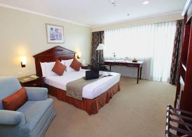 Best Western Oxford Suites Makati 5