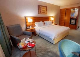 Nevali Hotel & Convention Center 3