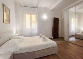 Uffizi 3 bedrooms by Mmega 5
