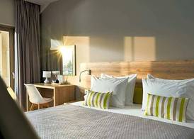 Grapevines Hotel 5