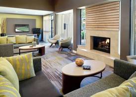 Courtyard by Marriott Macon 2