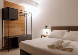 Belladonna Hotel 4