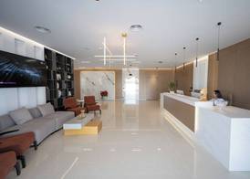 Hotel By Holiday 2