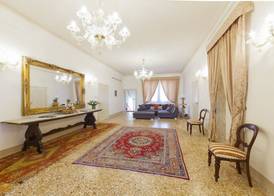 Palazzetto Pisani Grand Canal 3