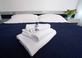 Club Hotel 5