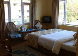 Fairmount Hotel 5
