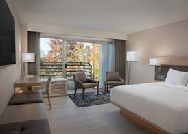 AC Hotel by Marriott Portland Lake Oswego 5