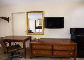 Knights Inn Orlando 4