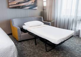 Courtyard by Marriott Edmonton West 4