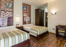Hostal Aznaitin 5