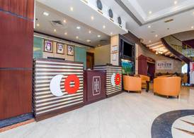 Landmark Summit Hotel 4