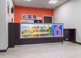 Motel 6-Brockton, MA 4
