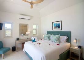 The Liming Bequia 4