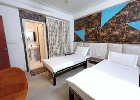 Hotel Opera Delhi Airport 5