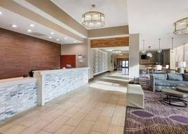Comfort Inn Brooklyn Center 2