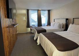 Sleepy Bear Motel 5