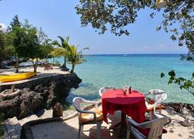 Moalboal T Breeze Coastal Resort 2