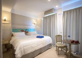 Parthenis Beach, Suites by the Sea 3