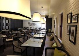 Lees Hotel 5